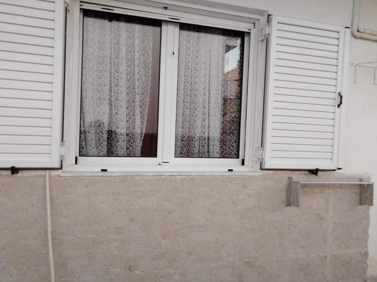 Corinth Precious Apartment מראה חיצוני תמונה